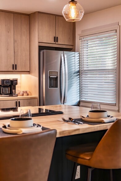 Building Photo - 5270 N 57th St