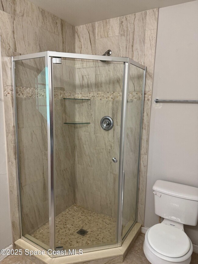 Building Photo - 1175 Nordic St NW