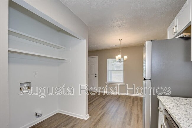 Building Photo - 3405 Princess Ct