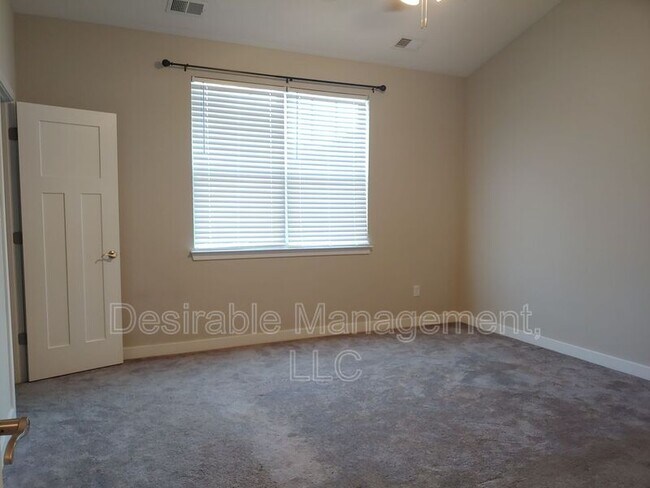 Building Photo - 1303 Tides Edge Ct