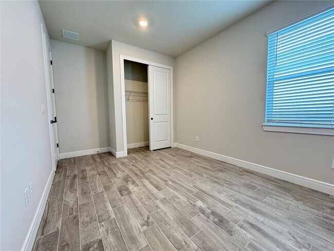 Building Photo - 6449 Shimmering Shrs Ln