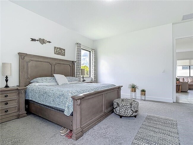Building Photo - 5285 Marano Dr