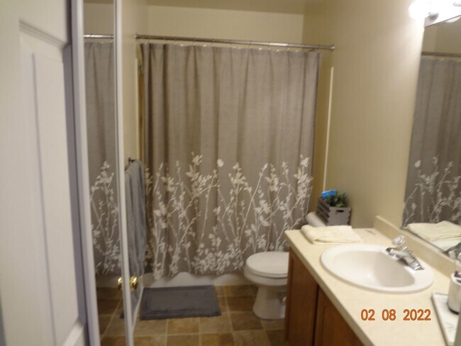 Building Photo - Great One Bedroom near Provo Rec Center, U...
