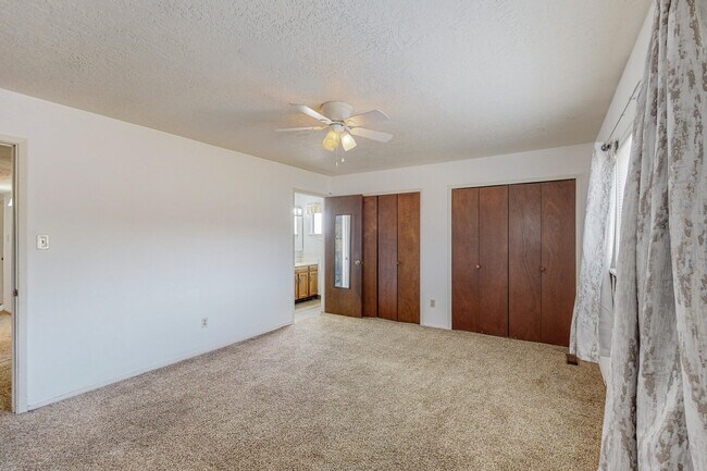 Building Photo - 7309 Coulson Dr NE