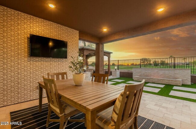 Building Photo - 2016 N 141st Ave