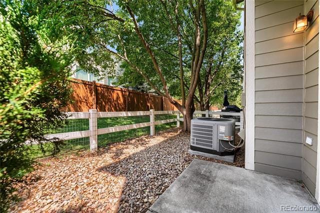 Building Photo - 4419 S Jebel Ln