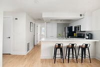 Building Photo - Crescent Apartments