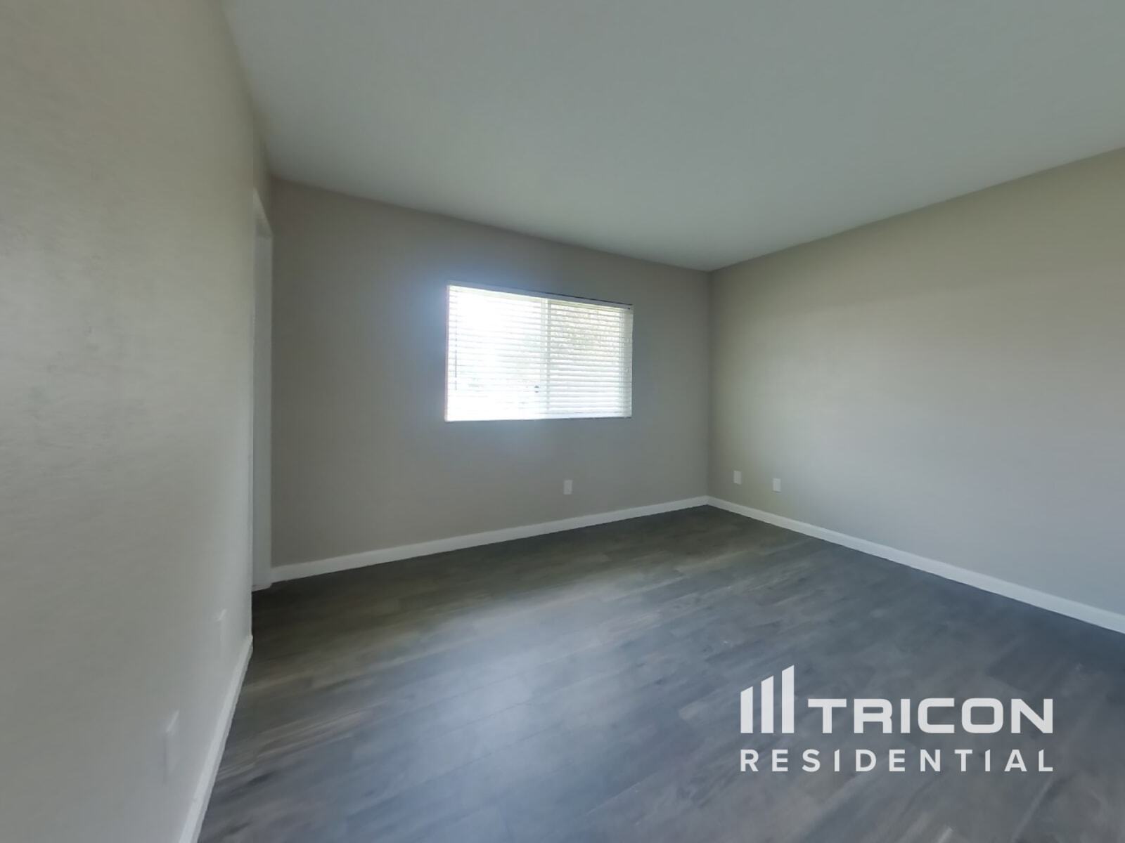 Building Photo - 25030 Gentian Ave