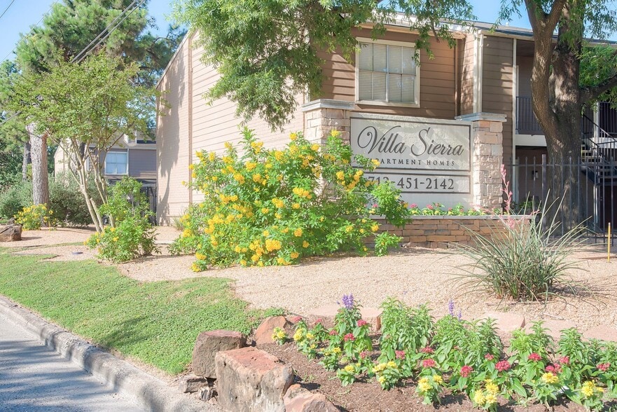 Primary Photo - Villa Sierra