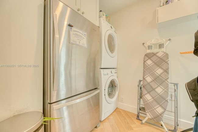 Building Photo - 4071 Barbarossa Ave