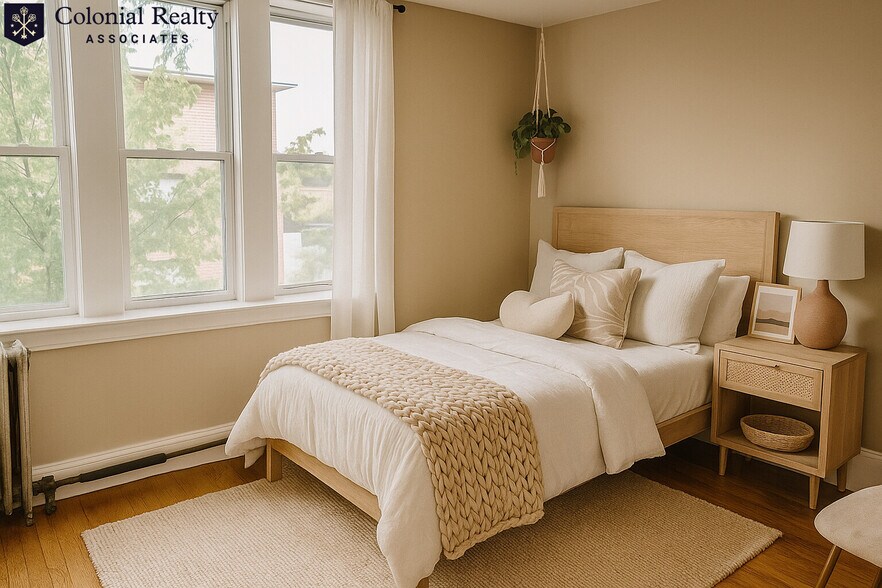 Building Photo - 72 Egmont St