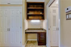 Building Photo - 2210 Pearl St