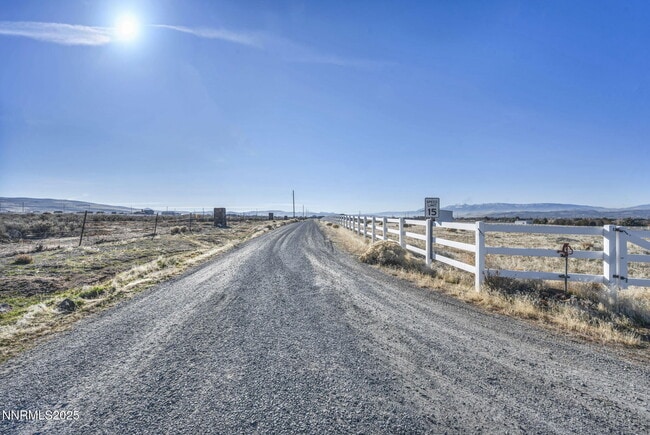Building Photo - 430 Calle De La Plata
