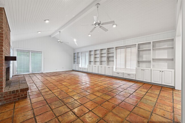 Building Photo - 5643 Piping Rock Ln