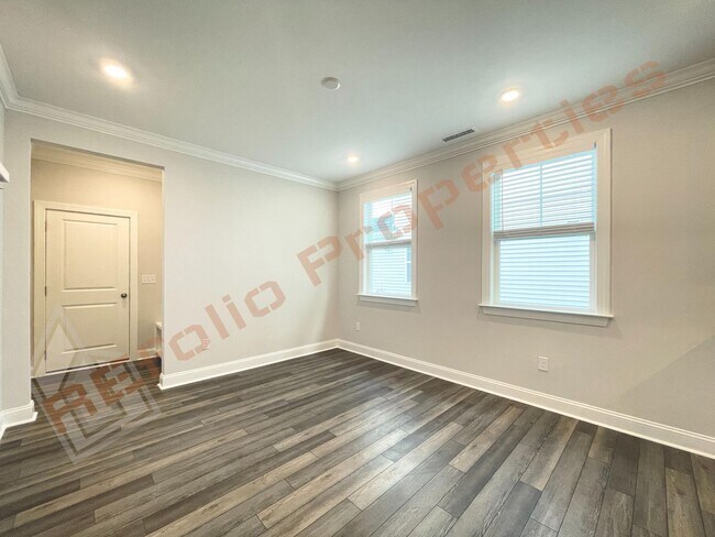 Building Photo - 105 Moraine Ct