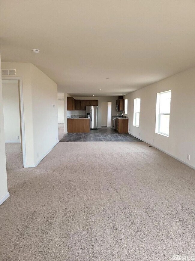 Building Photo - Spacious 3-Bedroom Home on 1.35 Acres with Valley Views – Dayton, NV