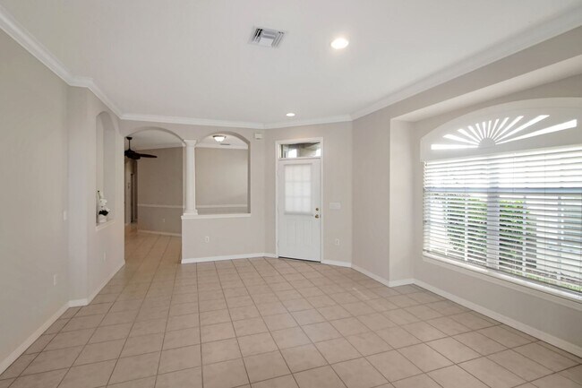 Building Photo - Pelican Pointe Annual Villa for Rent