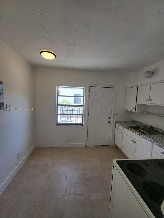 Building Photo - 642 NW 77th St