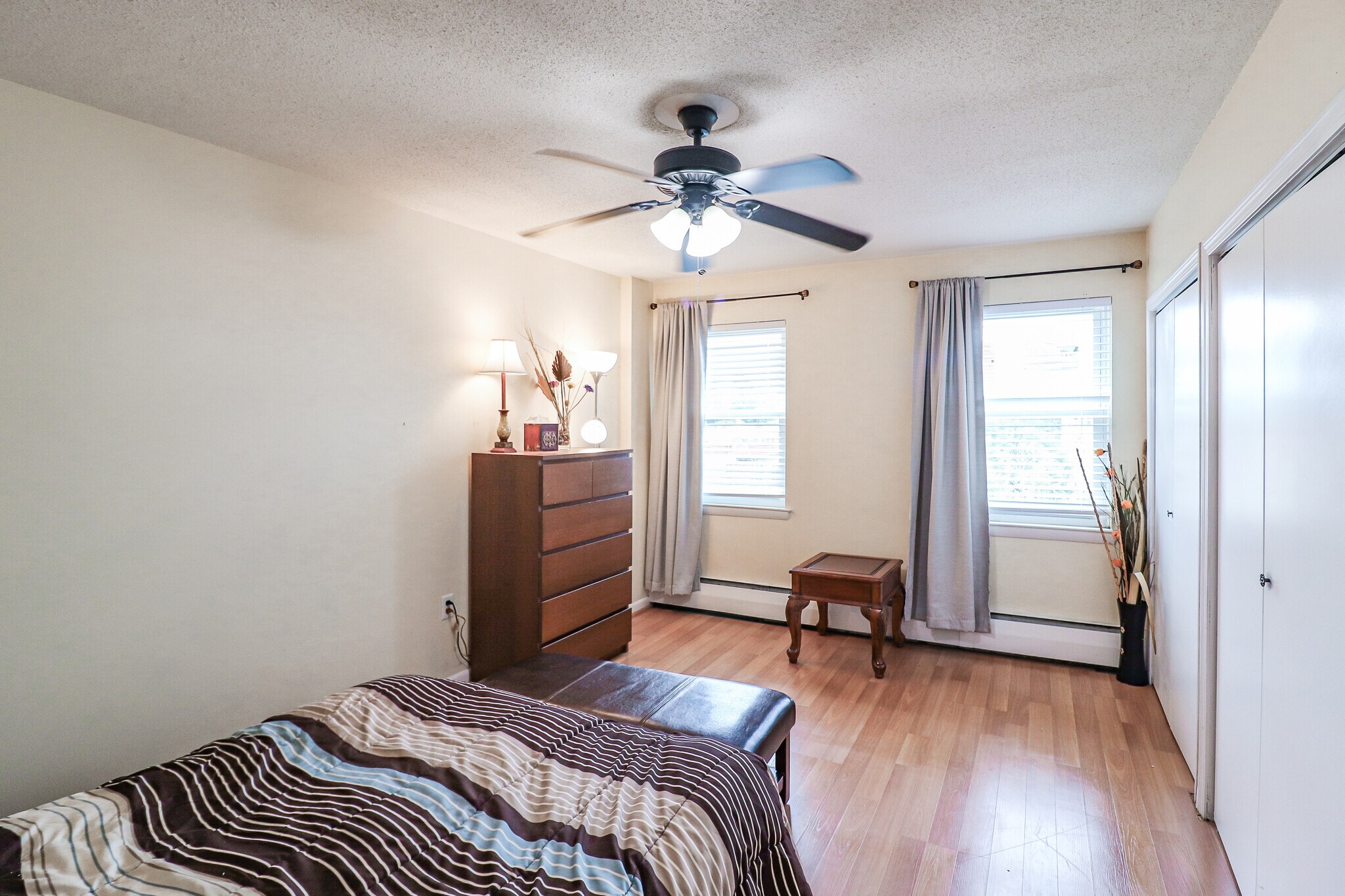 Building Photo - 40 Owen St