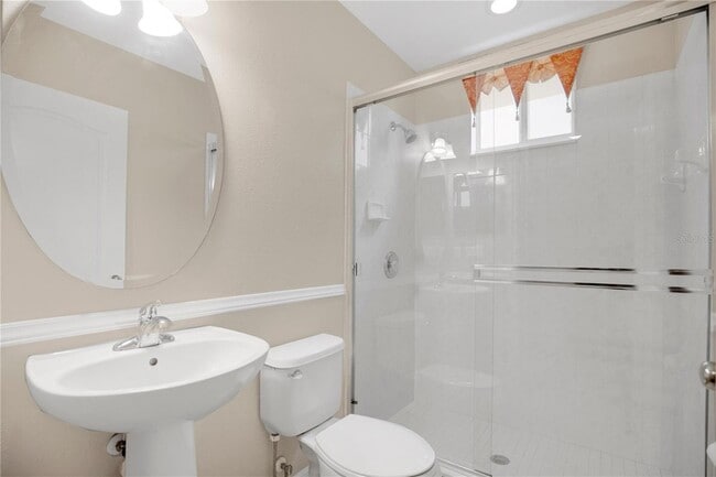Building Photo - 2615 Lakemoor Dr