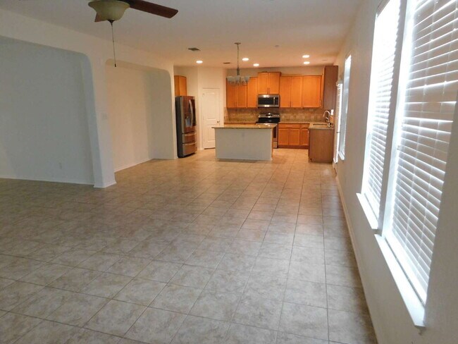 Building Photo - 3 Bed/ 3 Bath Stunner Located at Evans & TPC Parkway