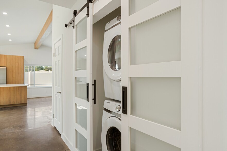 Washer and Dryer - 8300 Sedan Ave