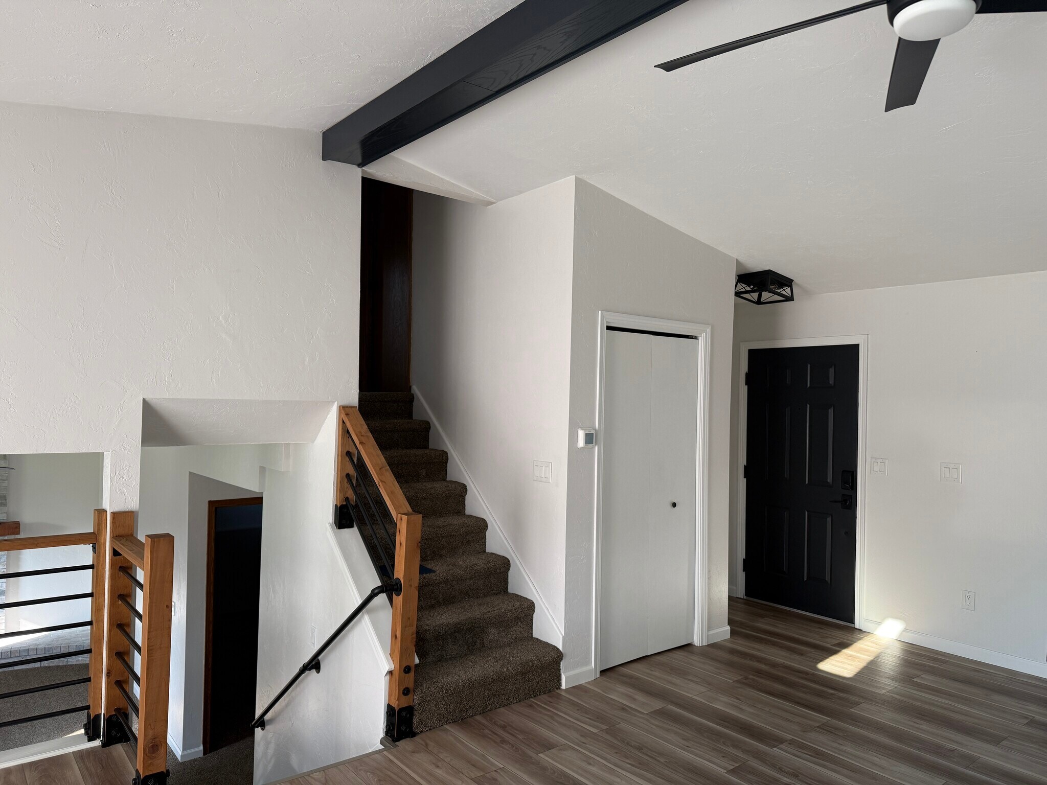 Building Photo - 2093 Tunis Rd