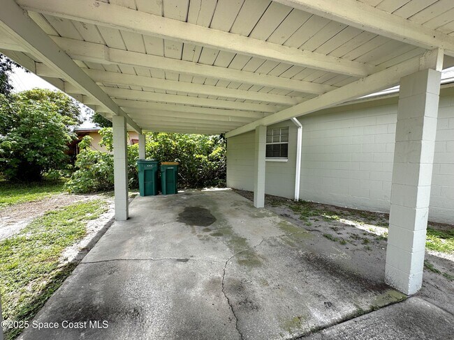 Building Photo - 2831 W Eau Gallie Blvd
