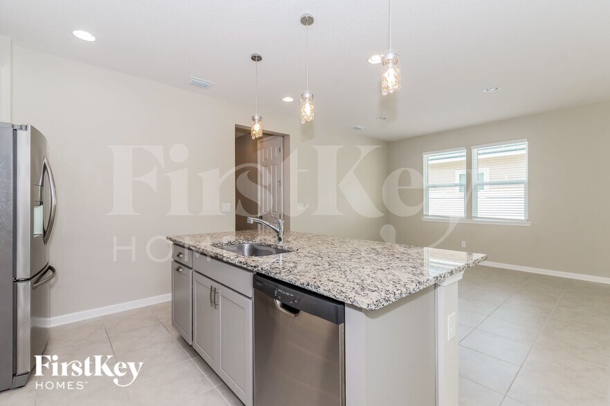 Building Photo - 95460 Woodbridge Pkwy