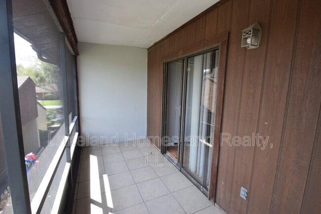 Building Photo - 450 Market Square E