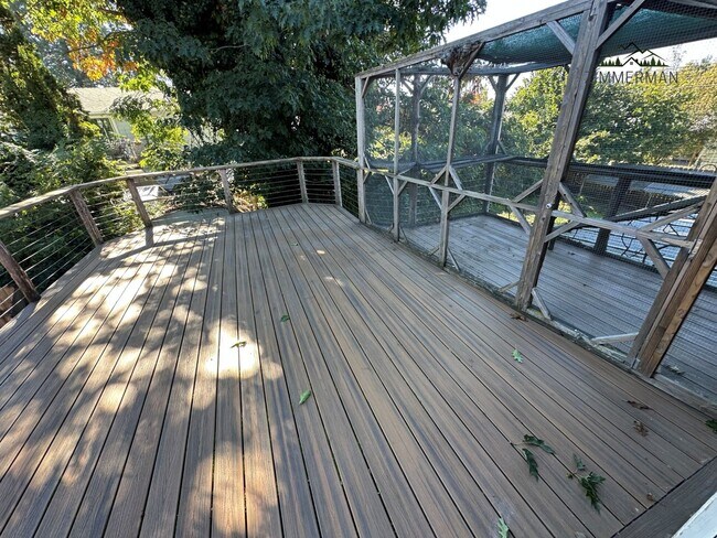 Building Photo - 3793-3795 Redwood Dr