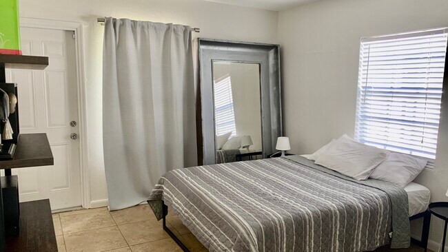 Building Photo - 30 NW 45th St