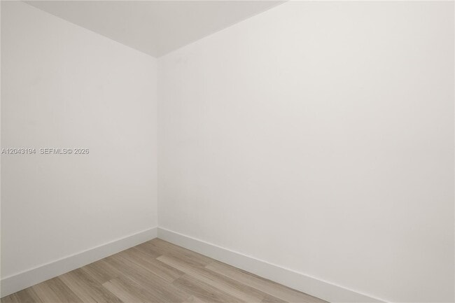 Building Photo - 1087 Deerwood Ln