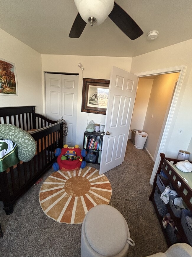 Building Photo - 678 Eagle Dr