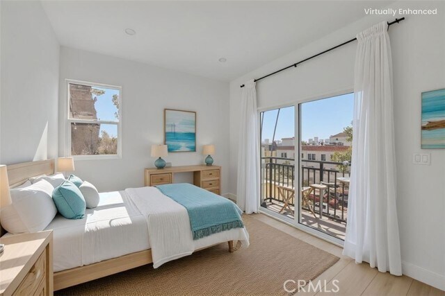 Building Photo - 4511 Rosewood Ave