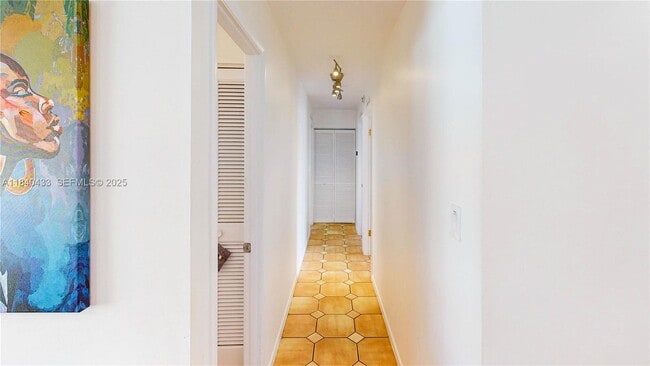 Building Photo - 9614 SW 134th Ct