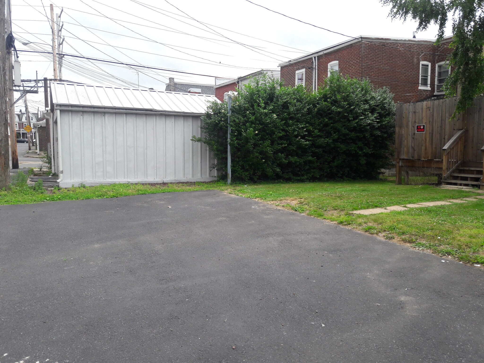 Building Photo - 735 N 12th St