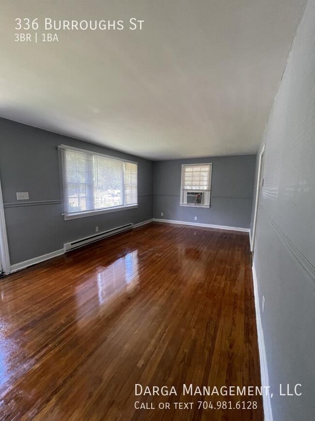 Building Photo - 336 Burroughs St