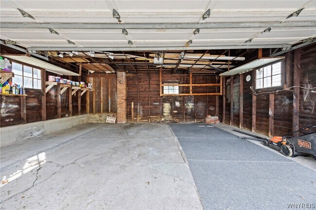 Building Photo - 80 Capen Blvd
