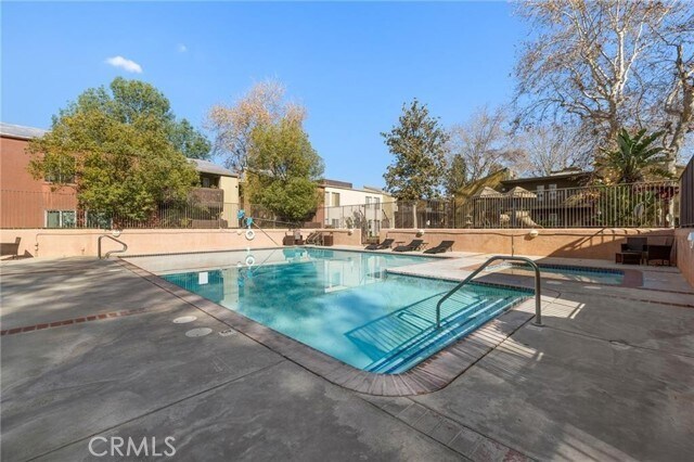 Building Photo - 18350 Hatteras St