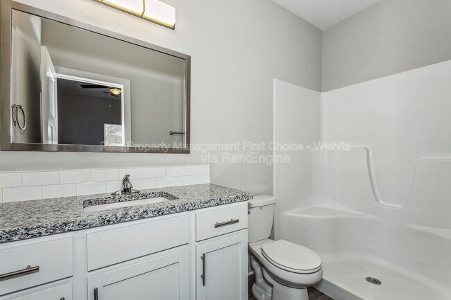 Building Photo - 3521 W 45th St S