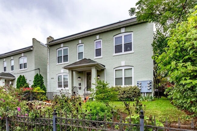 Building Photo - 3917 7th St NW