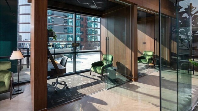 Building Photo - 1382 Peachtree St NE