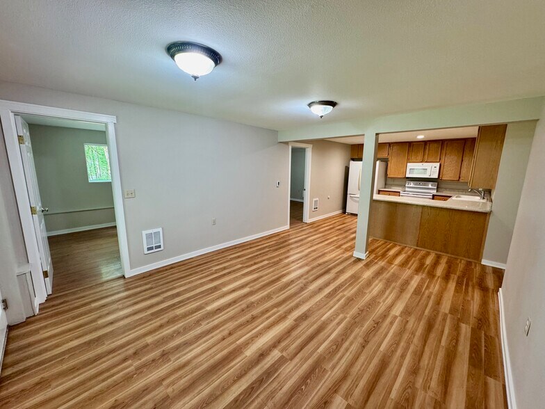 Building Photo - 16829 SE 298th St