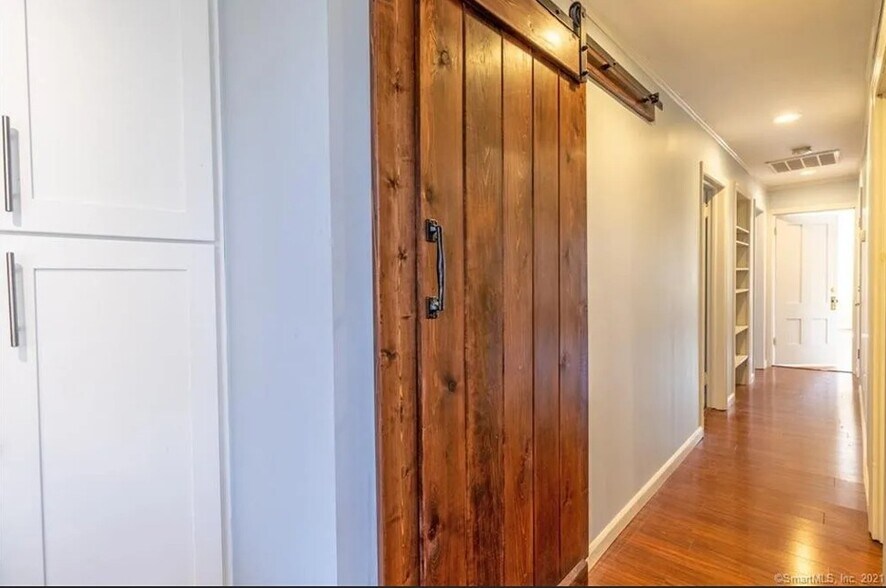 Building Photo - 78 Marlborough St