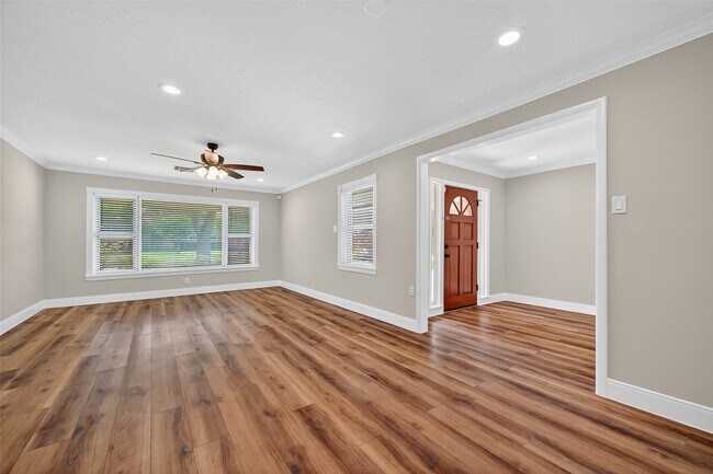 Building Photo - 4038 Cheena Dr