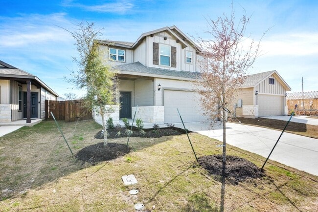 Building Photo - Inviting 4BD/3BA Rental Home with Walk-In Closet & Big Yard