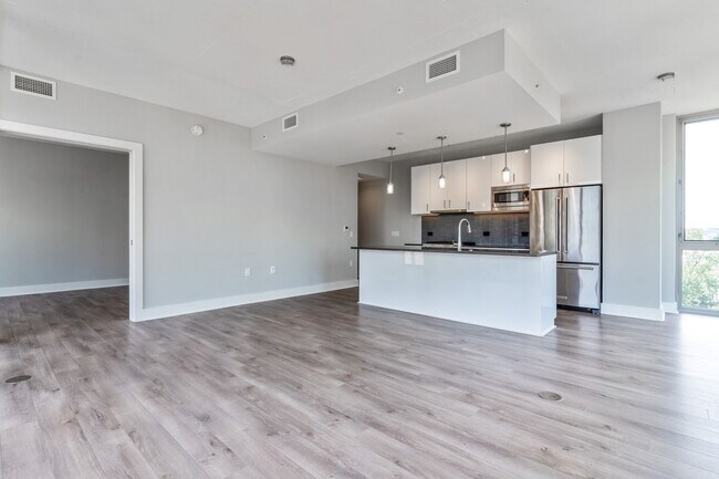 Building Photo - 88 V St SW