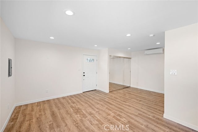 Building Photo - 8240 Ellenbogen St