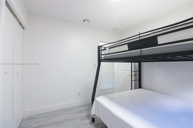 Building Photo - 2126 NW 47th Terrace